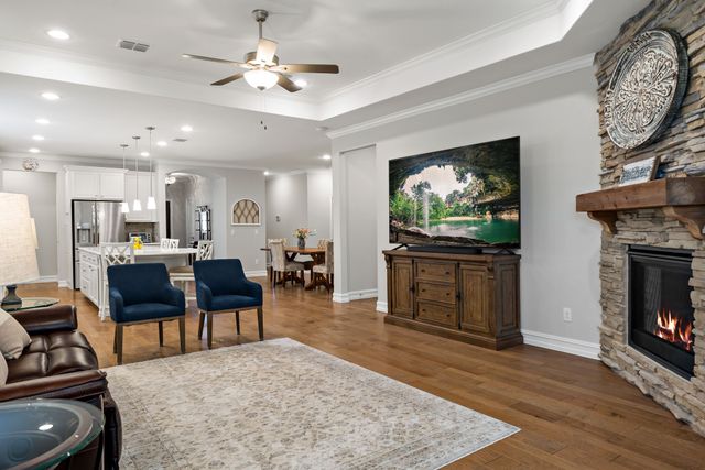 1020 Old Glory Drive, Little Elm, TX 76227