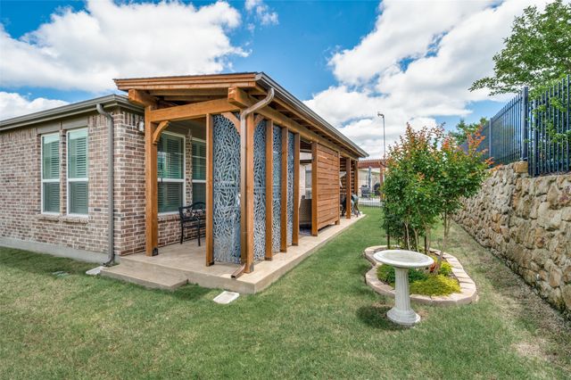 1020 Old Glory Drive, Little Elm, TX 76227