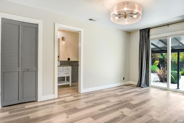 377 W Spain St, Sonoma, CA 95476