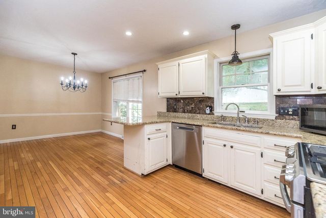 1328 EDGEWOOD DR, East Earl, PA 17519