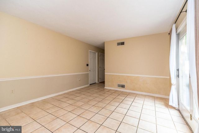 1328 EDGEWOOD DR, East Earl, PA 17519