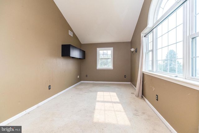 1328 EDGEWOOD DR, East Earl, PA 17519