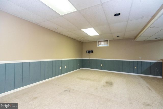 1328 EDGEWOOD DR, East Earl, PA 17519