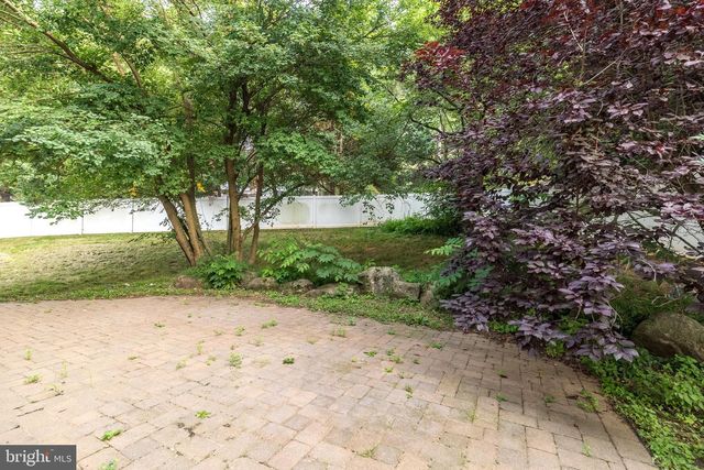 1328 EDGEWOOD DR, East Earl, PA 17519