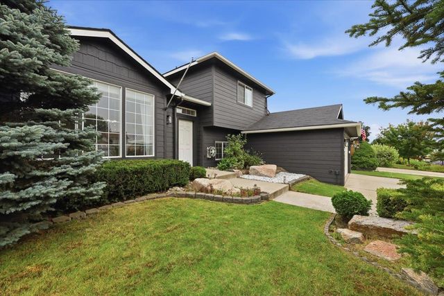 7311 N PERRY St, Spokane, WA 99217