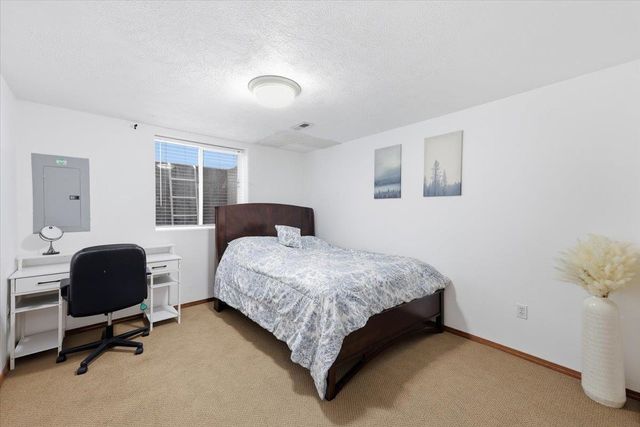 7311 N PERRY St, Spokane, WA 99217