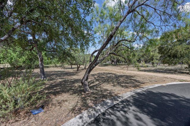 108 Northern Spur, Horseshoe Bay, TX 78657