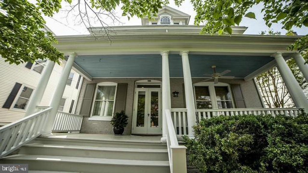 209 N WATER STREET, Chestertown, MD 21620