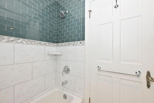 10518 W Spring Green ROAD, Greenfield, WI 53228