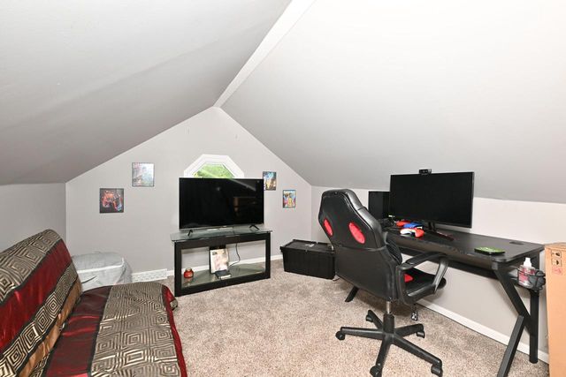 10518 W Spring Green ROAD, Greenfield, WI 53228