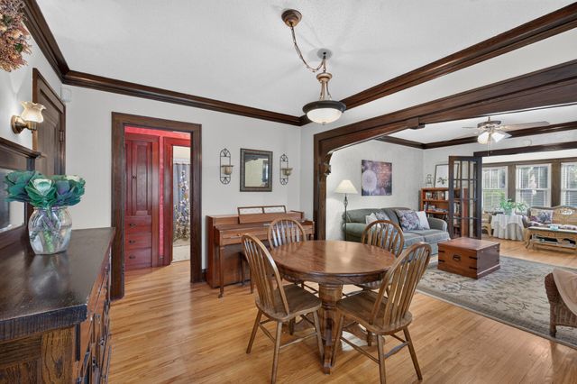 953 Hall Avenue, West Saint Paul, MN 55118