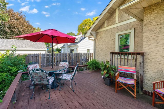 953 Hall Avenue, West Saint Paul, MN 55118
