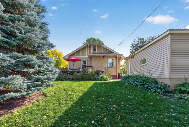 953 Hall Avenue, West Saint Paul, MN 55118