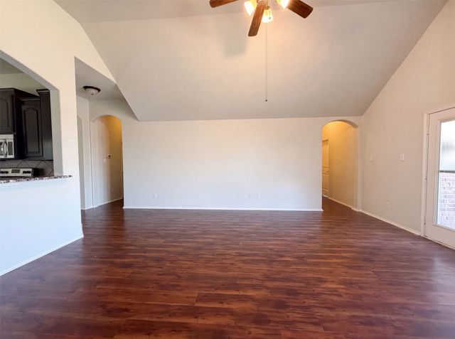 11920 Hassop Lane, Burleson, TX 76028