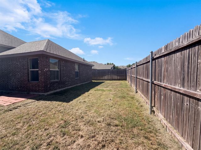 11920 Hassop Lane, Burleson, TX 76028
