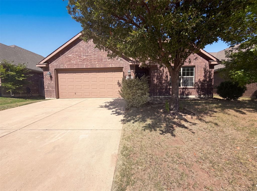 11920 Hassop Lane, Burleson, TX 76028