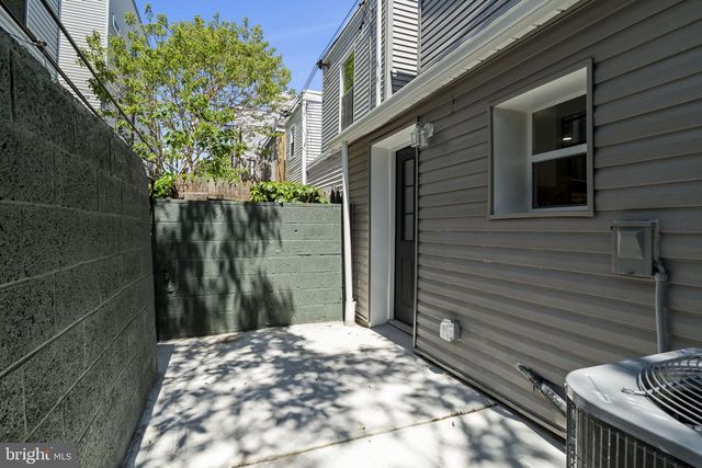 1520 S STILLMAN ST, Philadelphia, PA 19146