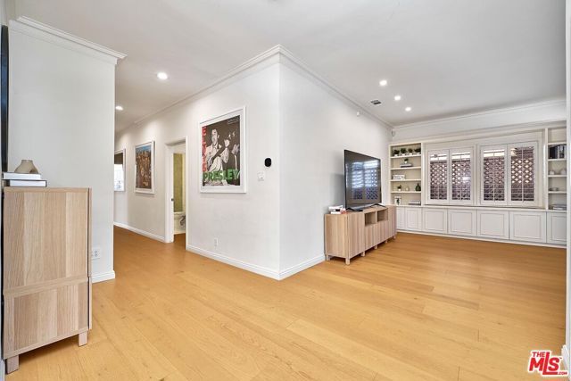 749 S Citrus Avenue, Los Angeles, CA 90036