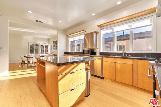 749 S Citrus Avenue, Los Angeles, CA 90036