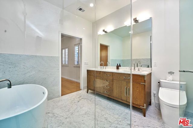 749 S Citrus Avenue, Los Angeles, CA 90036