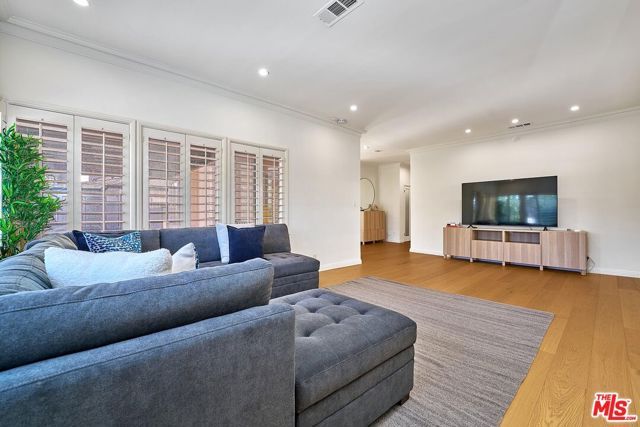 749 S Citrus Avenue, Los Angeles, CA 90036