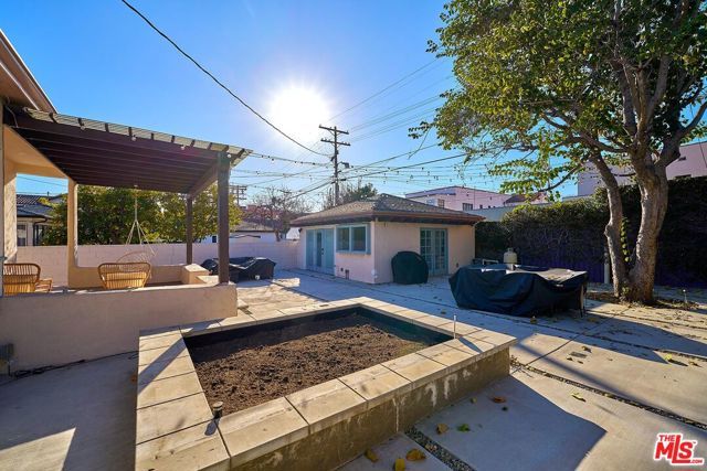 749 S Citrus Avenue, Los Angeles, CA 90036