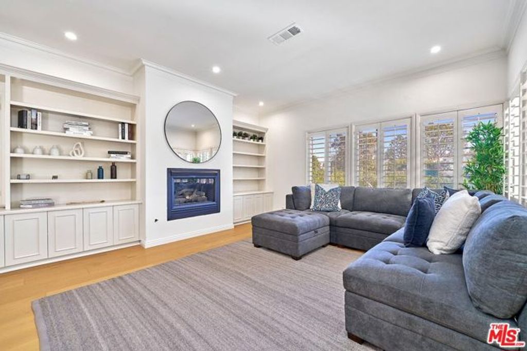 749 S Citrus Avenue, Los Angeles, CA 90036