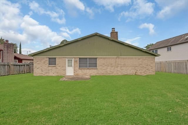 1707 Stone Lake Drive, Missouri City, TX 77489