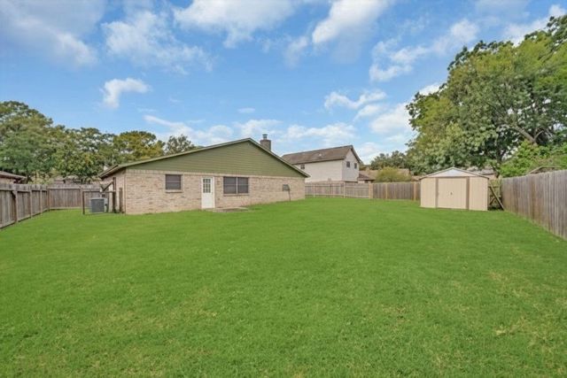 1707 Stone Lake Drive, Missouri City, TX 77489