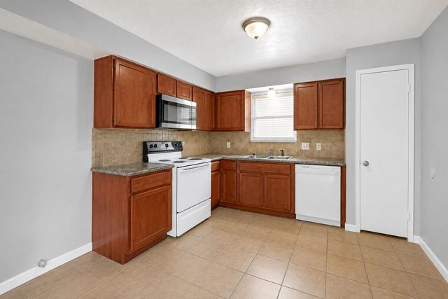 1707 Stone Lake Drive, Missouri City, TX 77489