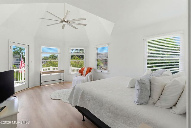 384 Pine Avenue, Manasquan, NJ 08736