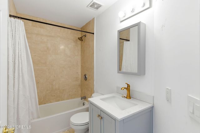 384 Pine Avenue, Manasquan, NJ 08736