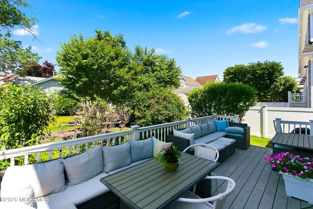 384 Pine Avenue, Manasquan, NJ 08736