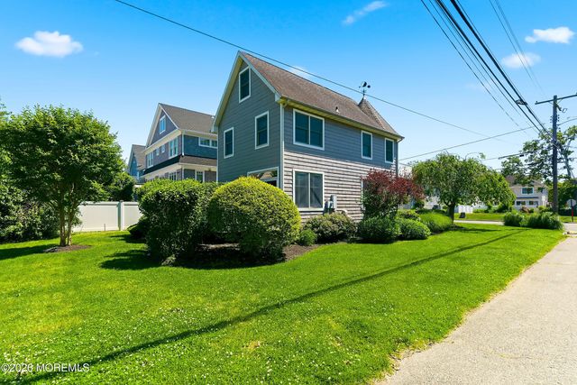384 Pine Avenue, Manasquan, NJ 08736