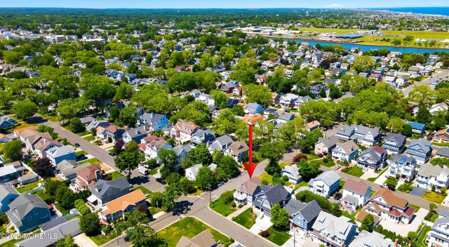 384 Pine Avenue, Manasquan, NJ 08736
