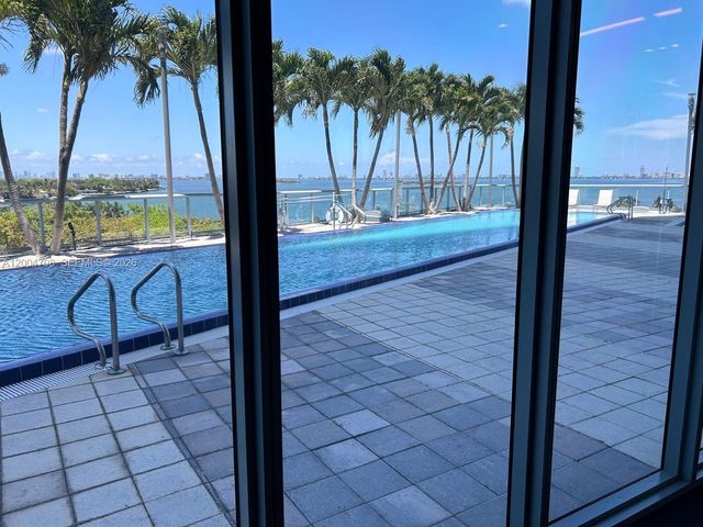 601 NE 36th St 801, Miami, FL 33137