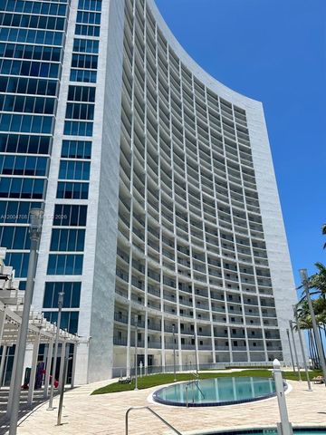 601 NE 36th St 801, Miami, FL 33137