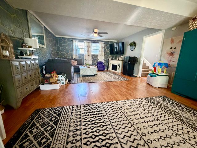 208 Carnation Drive, Corbin, KY 40701
