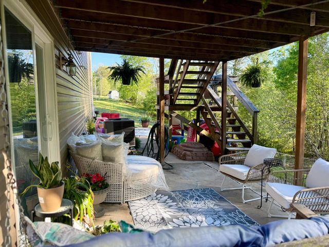 208 Carnation Drive, Corbin, KY 40701