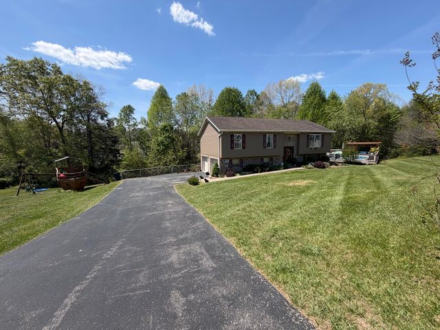 208 Carnation Drive, Corbin, KY 40701