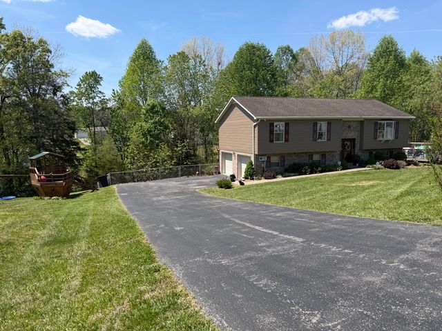 208 Carnation Drive, Corbin, KY 40701