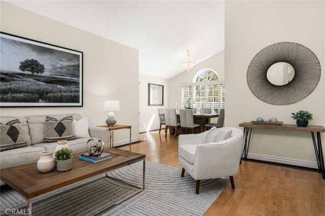 26822 Sommerset, Lake Forest, CA 92630