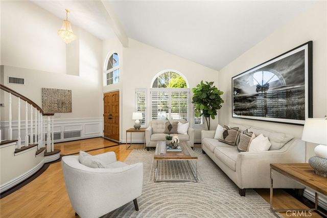 26822 Sommerset, Lake Forest, CA 92630