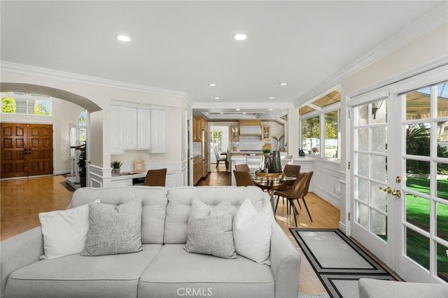 26822 Sommerset, Lake Forest, CA 92630