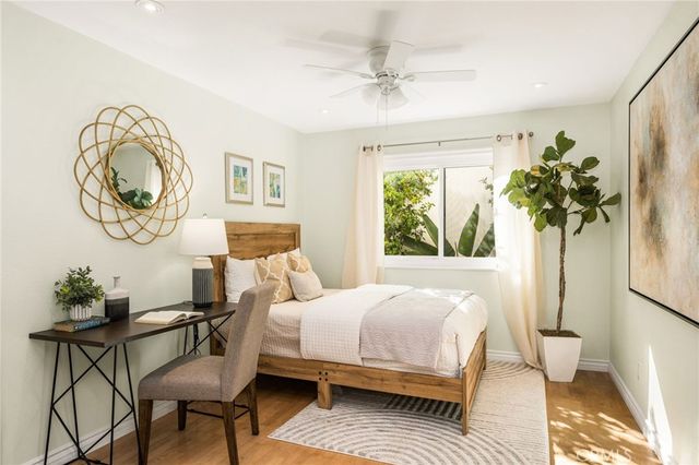 26822 Sommerset, Lake Forest, CA 92630