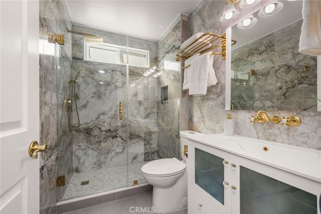 26822 Sommerset, Lake Forest, CA 92630