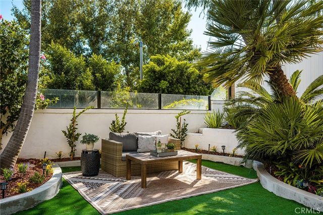 26822 Sommerset, Lake Forest, CA 92630