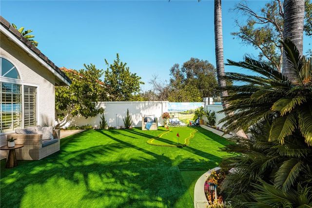 26822 Sommerset, Lake Forest, CA 92630