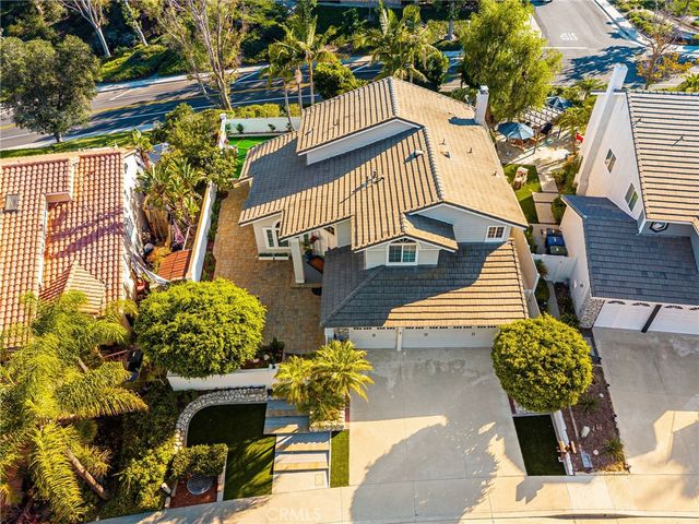 26822 Sommerset, Lake Forest, CA 92630