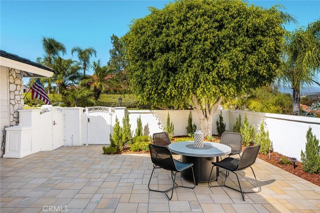 26822 Sommerset, Lake Forest, CA 92630